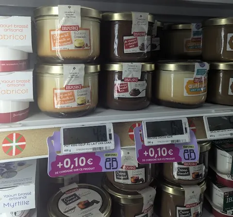 Produits frais réemployables avec leur étiquette de consigne